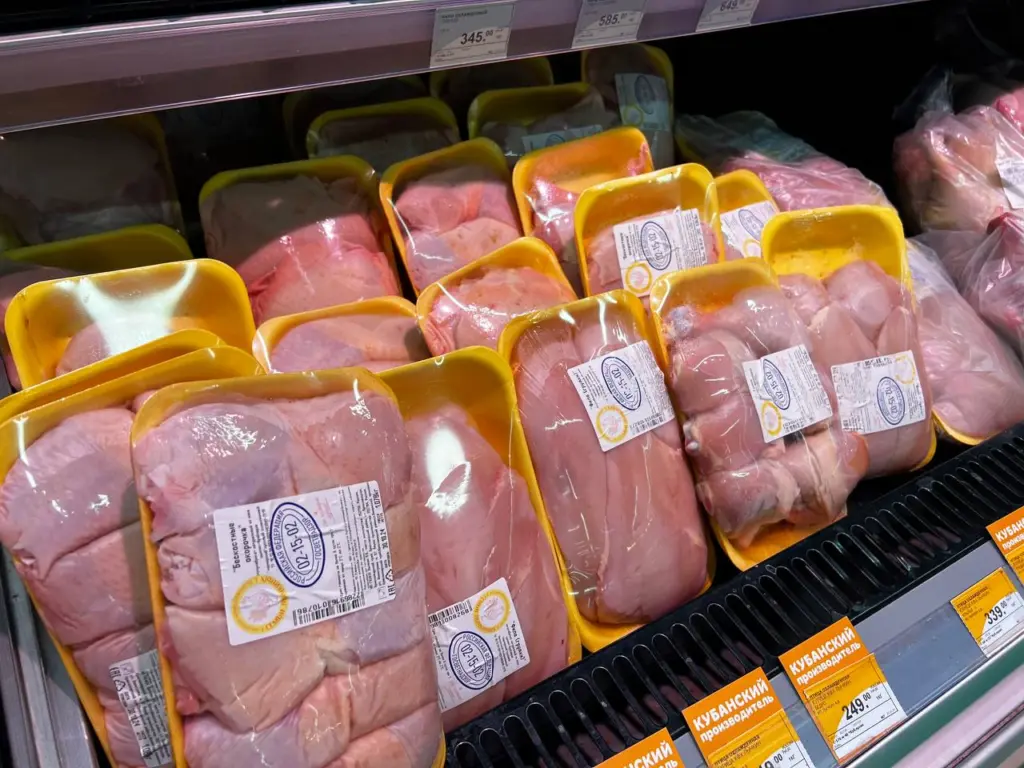 Смело покупайте, там чистое мясо без химии и воды: в Роскачестве назвали лучшие марки куриного филе