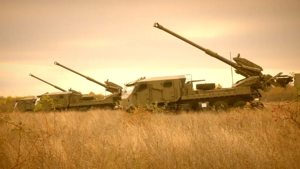 Израильские 155-мм колесные САУ ATMOS на шасси Tatra 6x6 засветились на вооружении армии Молдовы