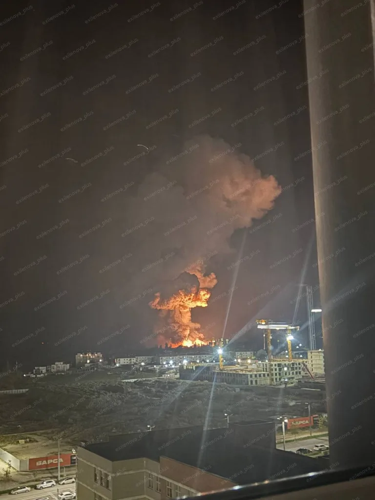 Украинские дроны-камикадзе атаковали нефтяной терминал «Шесхарис» в Новороссийске