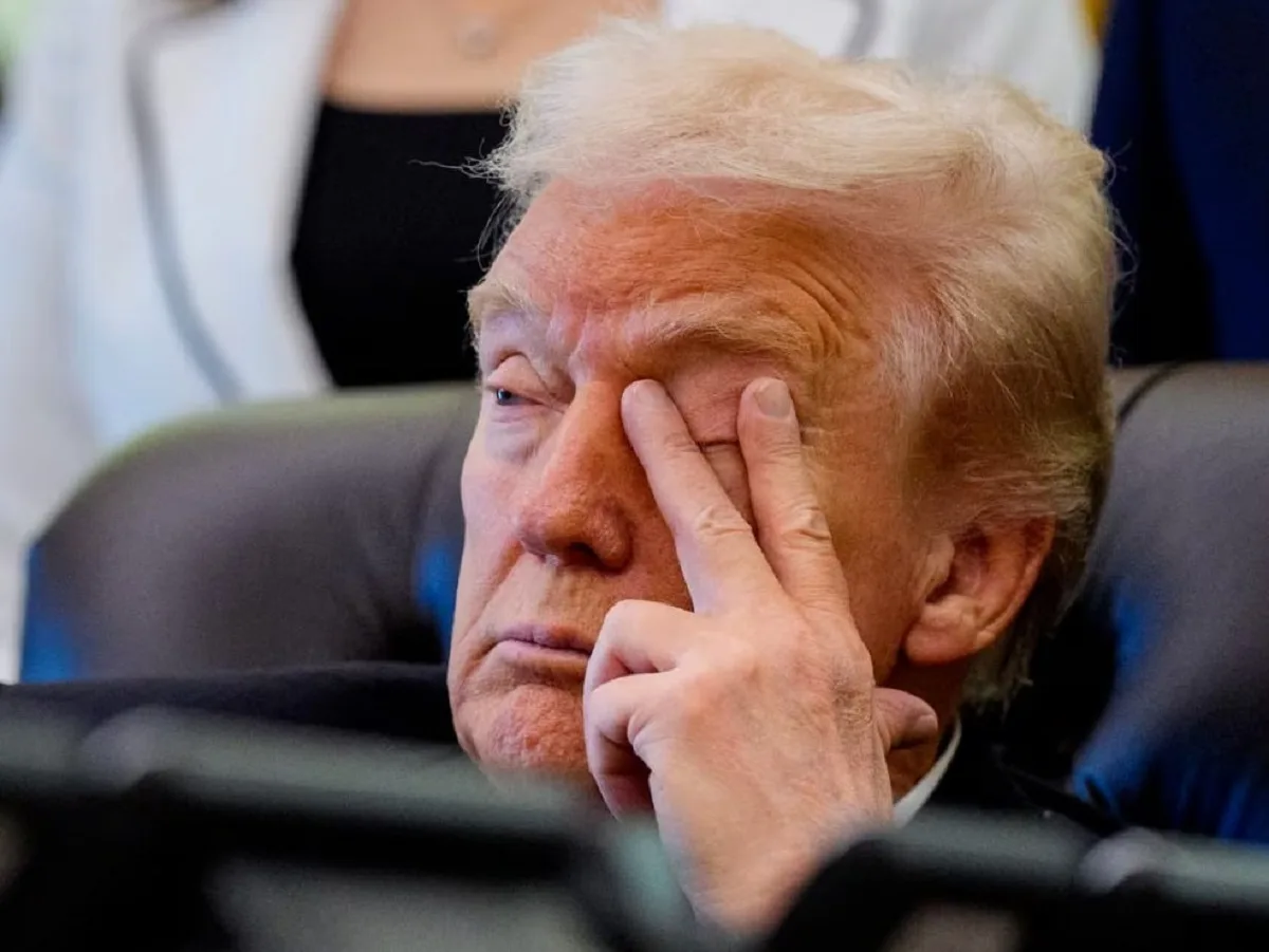 Заснувшего во время встречи Трампа высмеяли в Сети0