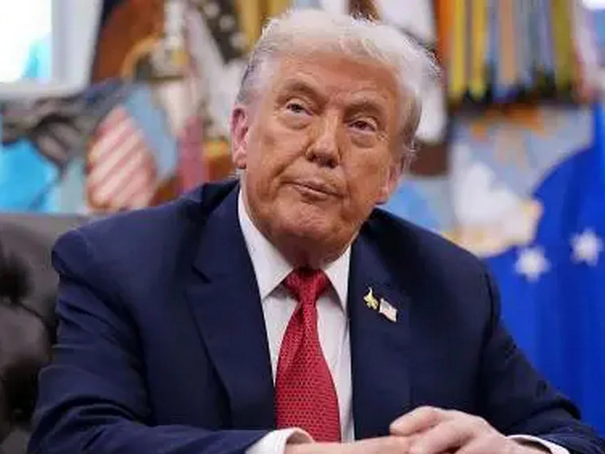 Трамп призвал Зеленского сражаться «до разрыва его маленького сердца» заявив что идеальных сделок не существует0