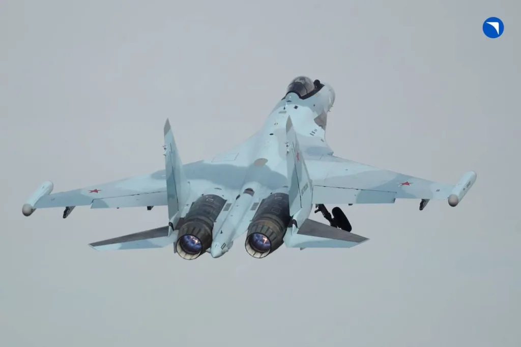 Ростех рапортует,  что ОАК передала ВКС России очередную партию новых серийных многоцелевых истребителей Су-35С