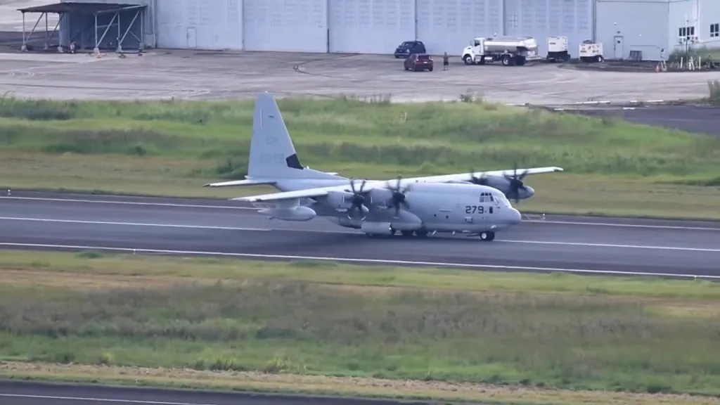 Американцы продолжают наращивать свое военное присутствие на авиабазе в Пуэрто-Рико в рамках подготовки к возможному вторжению в Венесуэлу