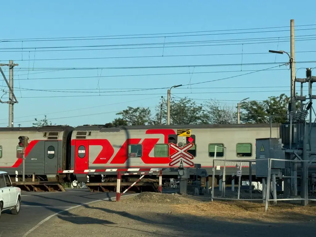 Люди в бешенстве сдают билеты обратно: в поездах теперь делать это строго запрещено