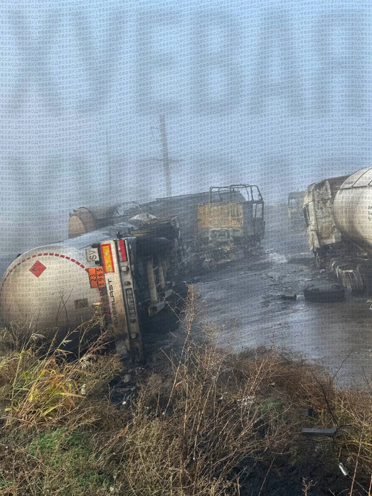 Результат прилета "Гераней" по стоянке грузовиков с топливом и зерном в Измаильском районе Одесской области