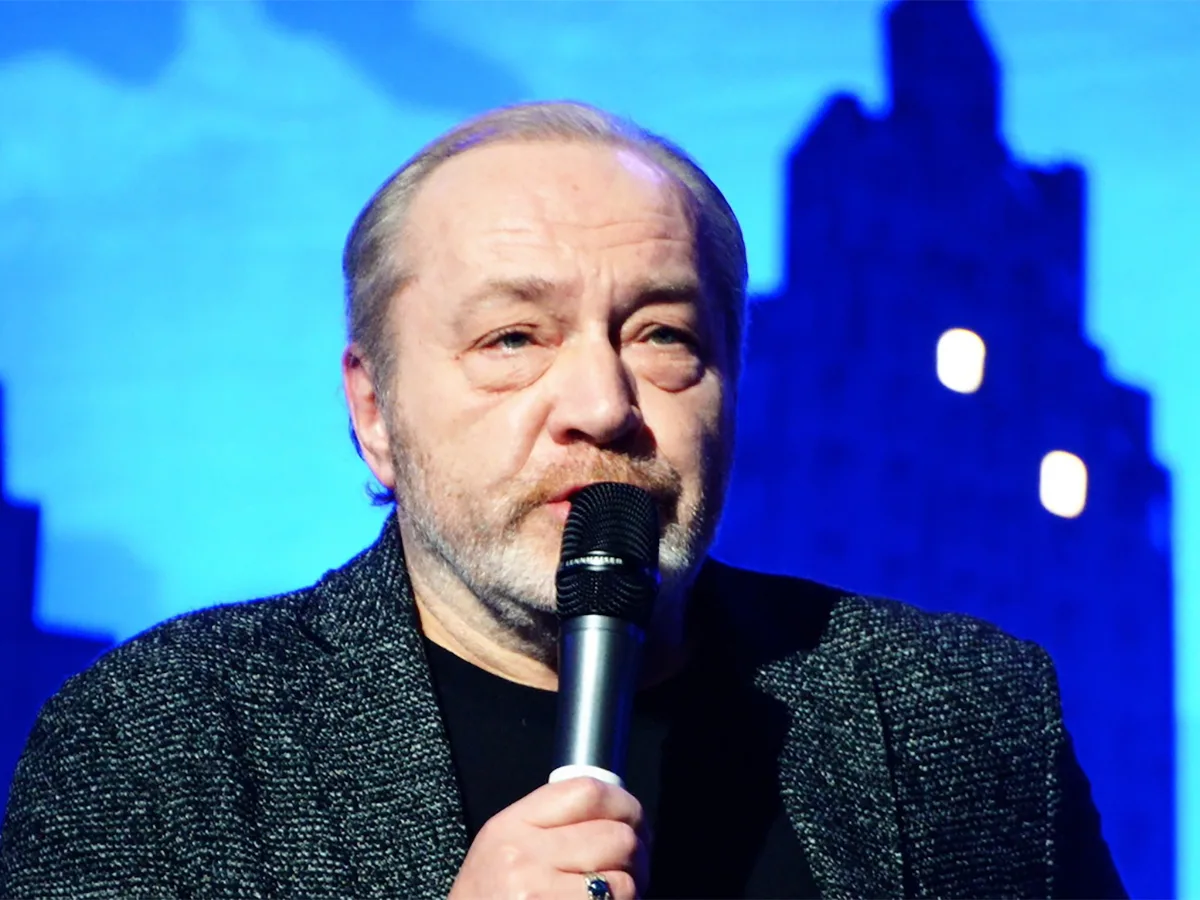 Вдова Гурченко Сенин оказался в долгах и потерял жилье как живет сейчас по информации СМИ0