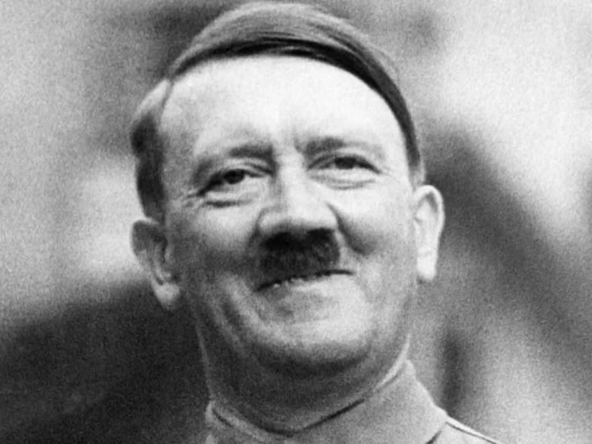 Учёные: Гитлер был носителем «гена микропениса»0