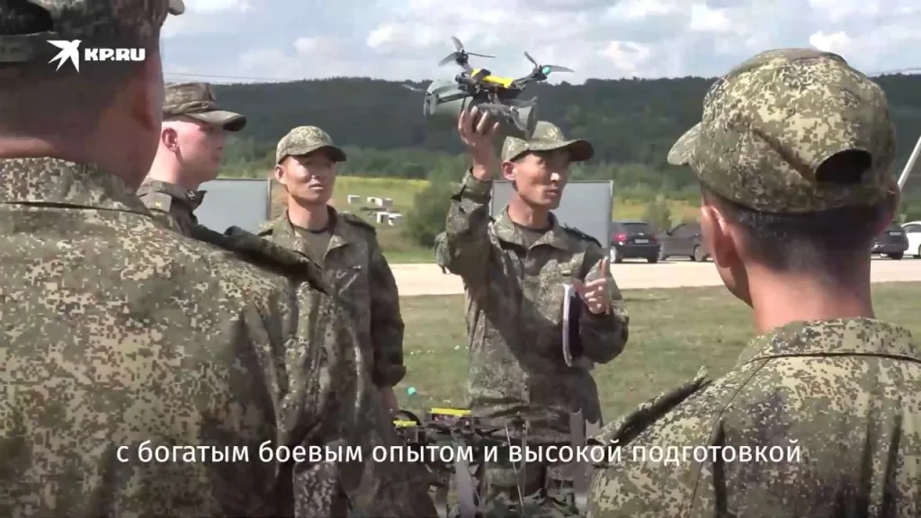 Видео с саперами армии КНДР, принимающими участие в разминировании приграничья Курской области, в ходе чего применяются роботы «Уран-6» и «Сталкер-ИВ»