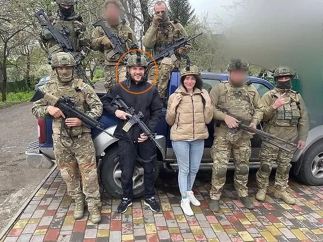 Охранника Анджелины Джоли, отдавшего миллионы ВСУ, заперли в подвале и готовят к фронту