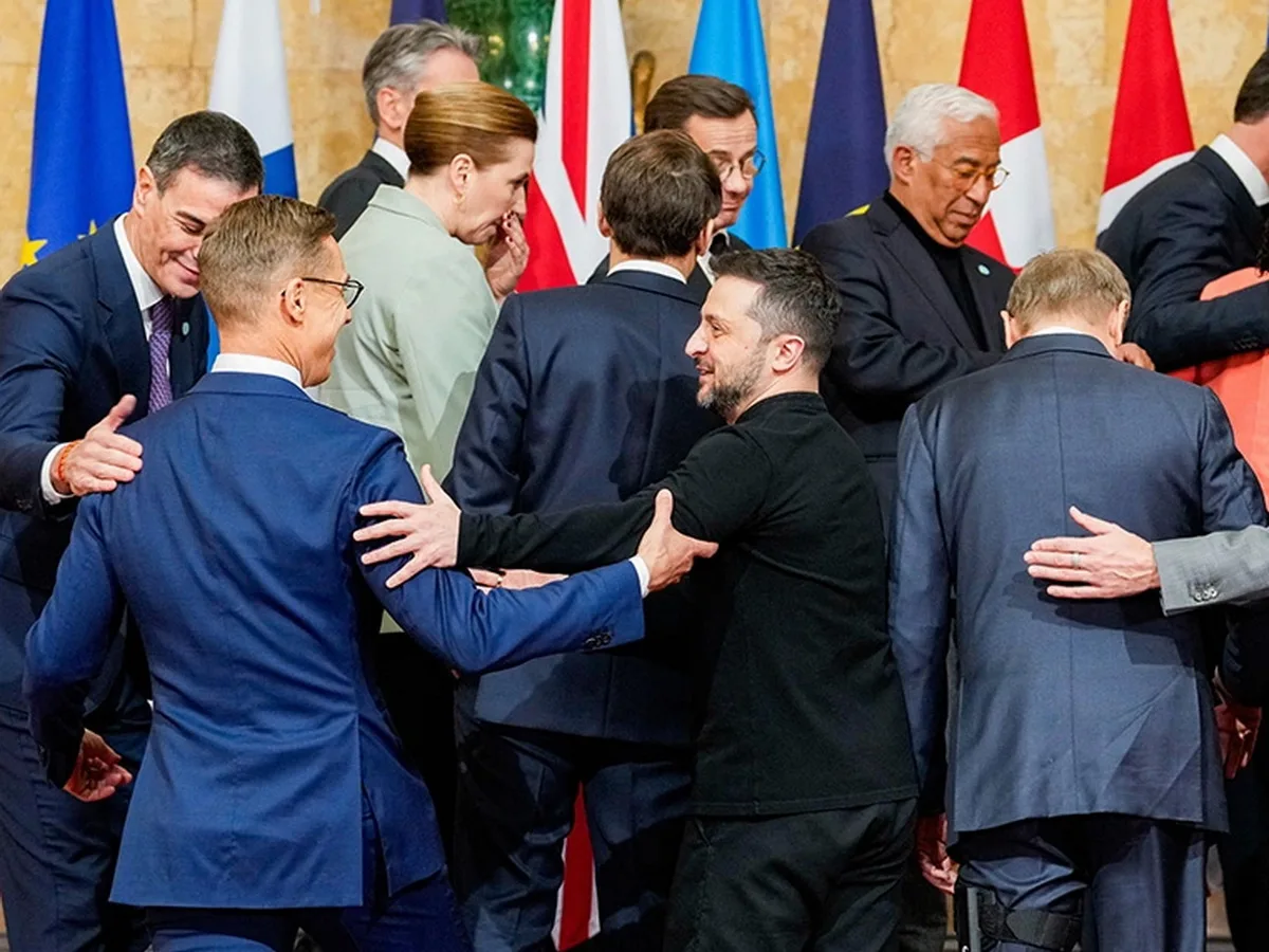 Евросоюз разрабатывает новый план мирного разрешения конфликта в Украине0