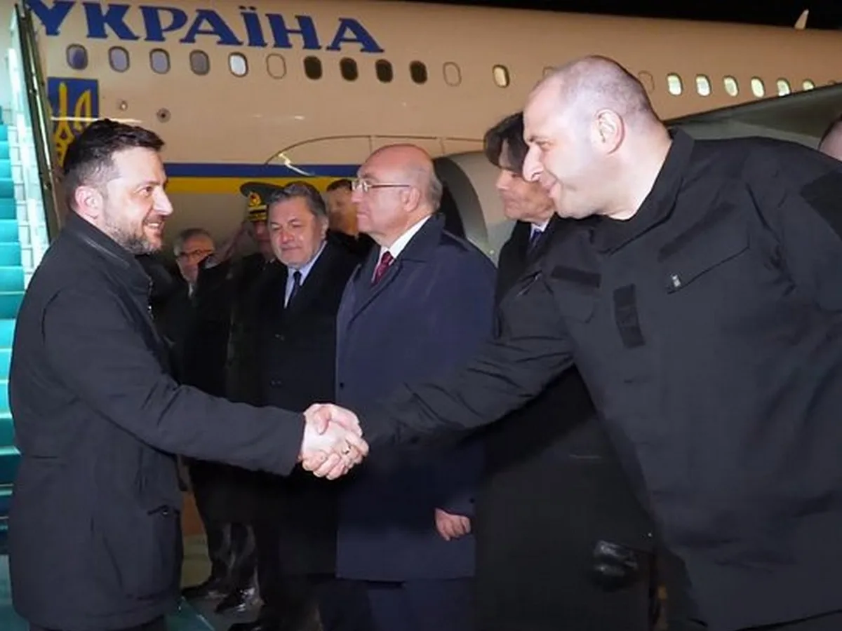 Умеров встретил Зеленского в Турции после его прилета для переговоров о бегстве с Украины0