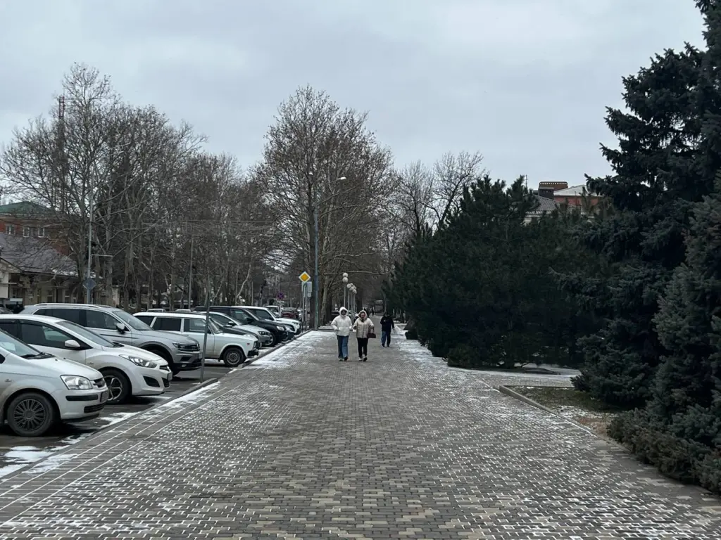 Достаточно всего лишь 4 распылений на подошву — я передвигаюсь по льду так же уверенно, как по спортивной арене: обувь не скользит на протяжении недель