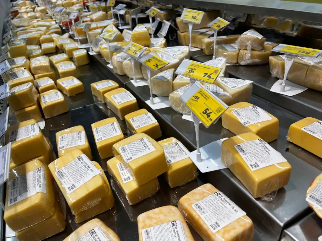 Берите смело — он настоящий: эксперты Роскачества назвали лучшие марки сыров — идеальны на Новый год