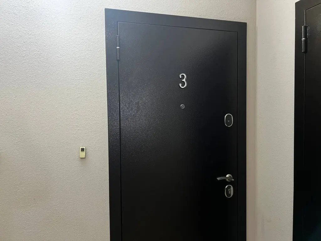 Штрафы в размере до 15 000 рублей: именно это ожидает всех обладателей подобной входной двери