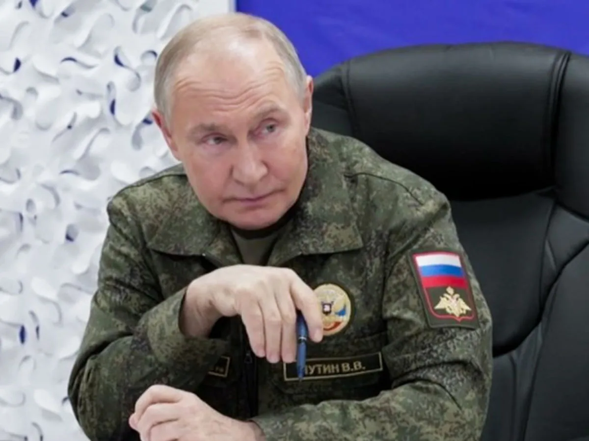 Путин заявил что украинские власти сидят на золотых унитазах и игнорируют интересы страны0