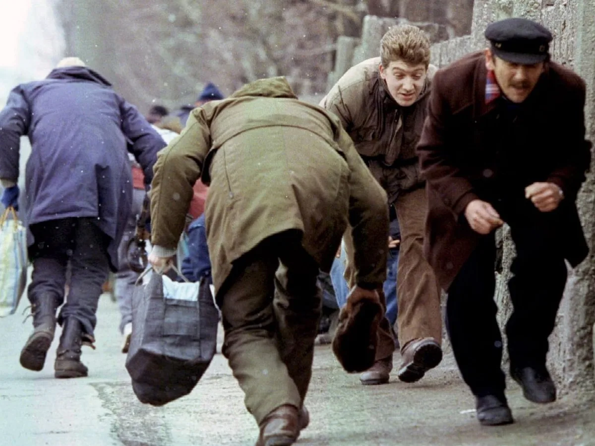 La Repubblica: богатые европейцы в 1990-х годах устраивали сафари, убивая мирных жителей Сараево ради забавы0