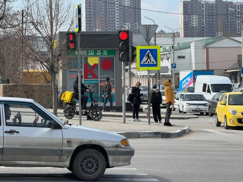 Инспектор ГАИ просит вас пройти в патрульную машину: что делать, чтобы не нажить себе проблем