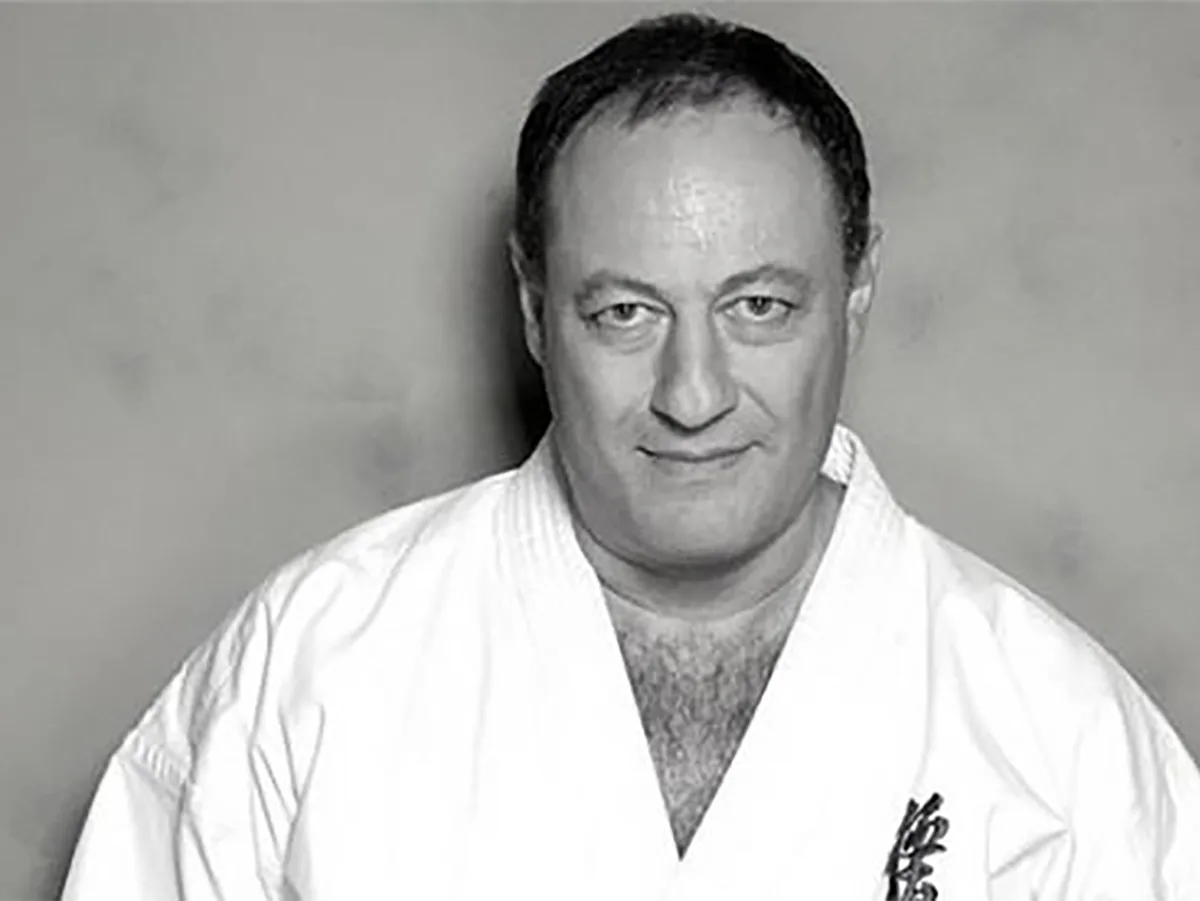 The Guardian: бывший сенатор РФ и миллиардер Владимир Слуцкер умер в хосписе Женевы0