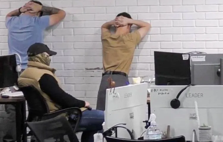 В Сингапуре будут пороть розгами за мошенничество в интернете