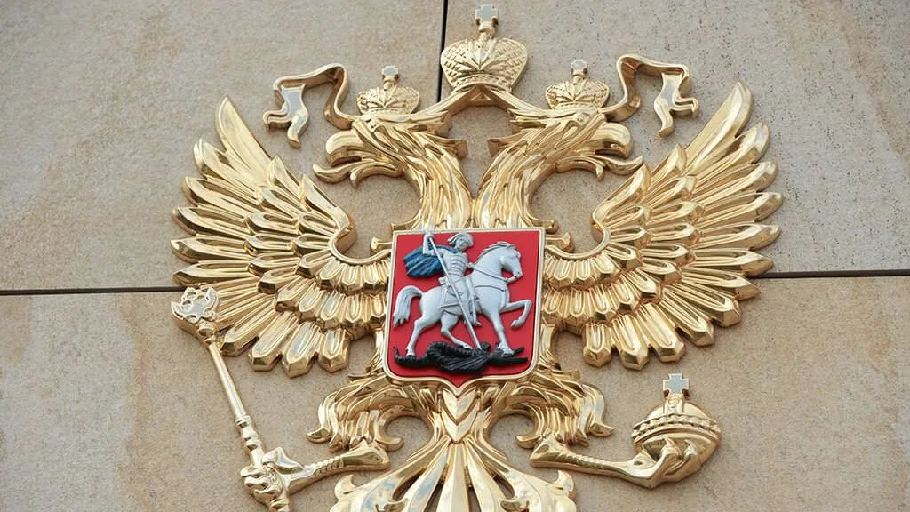 В России запретят изображения герба без крестов