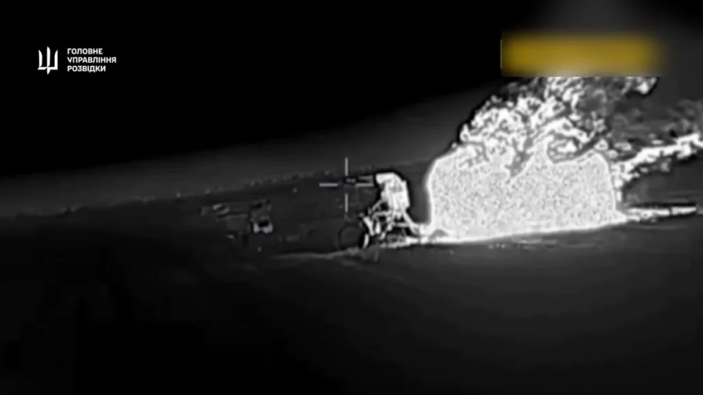 Уничтожение многофункциональной РЛС 92Н6Е и аппаратуры автономной системы электроснабжения из состава ЗРС С-400 «Триумф», а также поражение РЛС П-18 «Терек», ударами дронов-камикадзе в Крыму