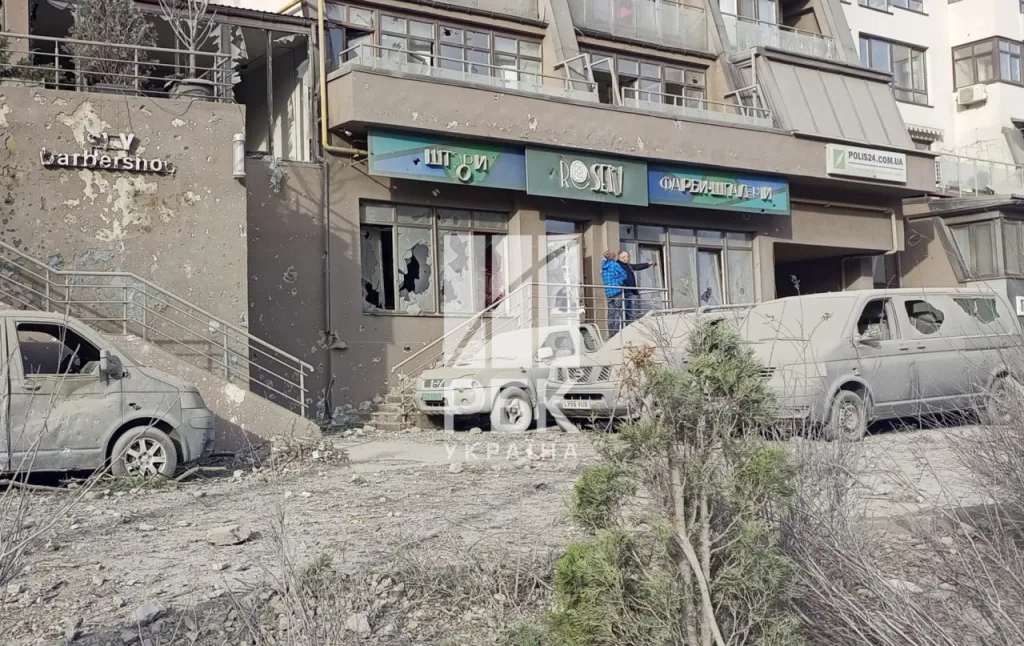 По азербайджанскому посольству в Киеве прилетела ракета Patriot, а не «Искандер»