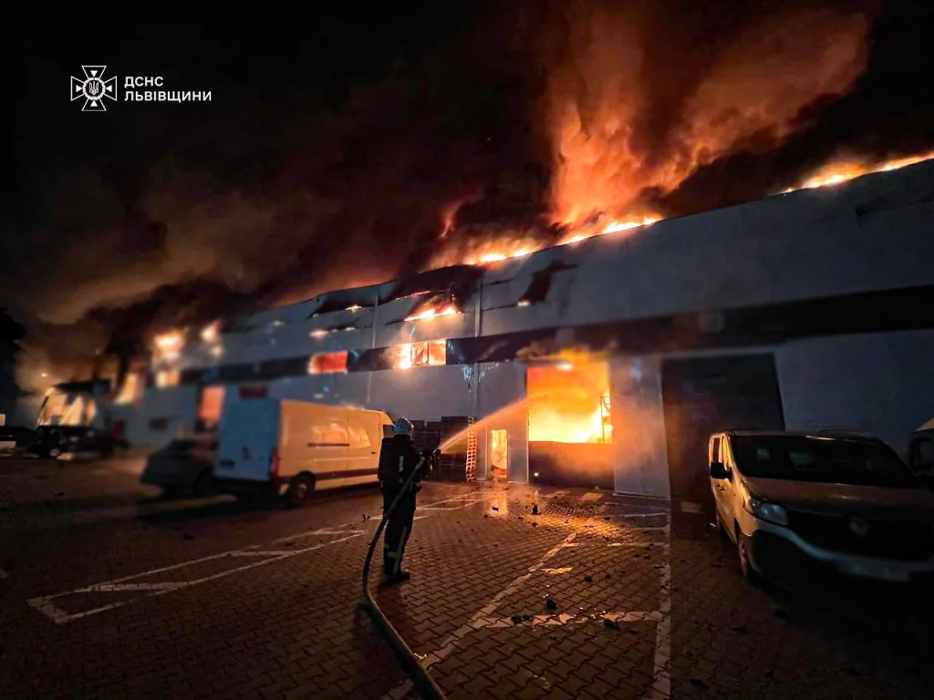 Дочирикались 2.0 или приплыли. Ракетным ударом во Львове уничтожены здания индустриального парка «PORT»