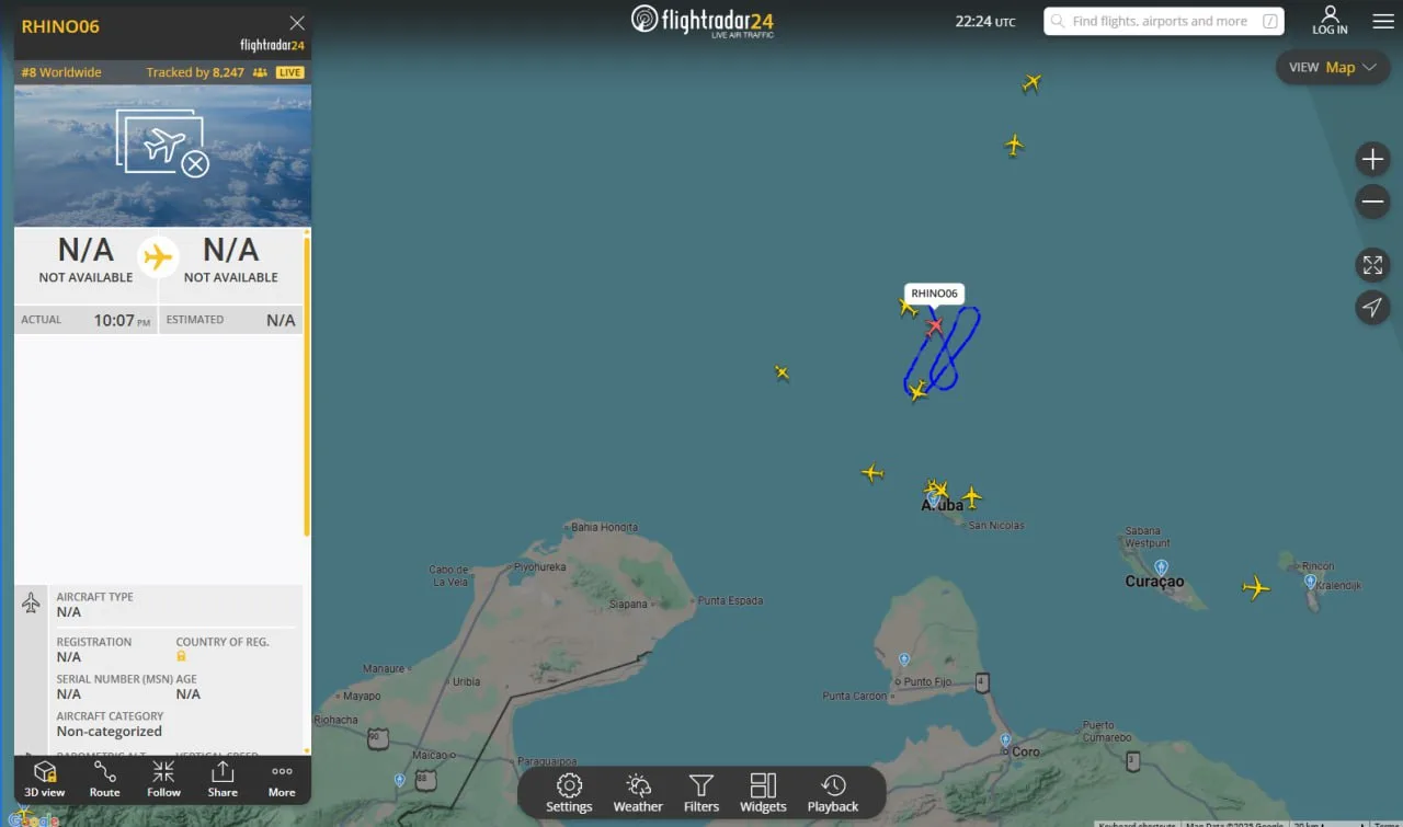 Вчера патрулирование побережья Венесуэлы осуществляли палубный самолет ДРЛО E-2D Hawkeye и несколько палубных истребителей-бомбардировщиков F/A-18E/F Super Hornet