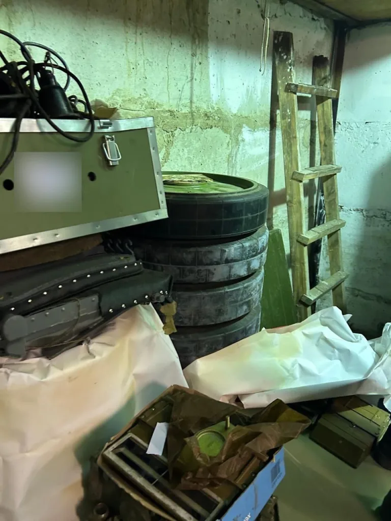 В Челябинской области задержанному в марте подозреваемому в контрабанде военного оборудования добавили обвинение по статье о незаконном обороте радиоактивных веществ