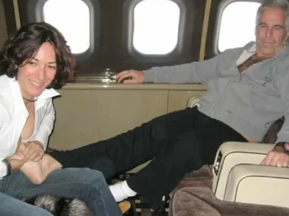 Вышли в свет свежие снимки роскошного особняка финансиста Джеффри Эпштейна0