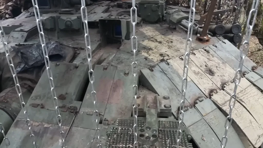 Украинские танки Т-84, они же БМ «Оплот» образца 1999 г. (Объект 478ДУ9), находящиеся на вооружении ВСУ, прошли модернизацию во время войны