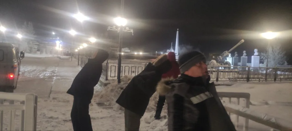 Фрагмент отделяющейся части "Союз-2.1б" — торовый бак — нашли в лесу в Вилюйском районе Якутии