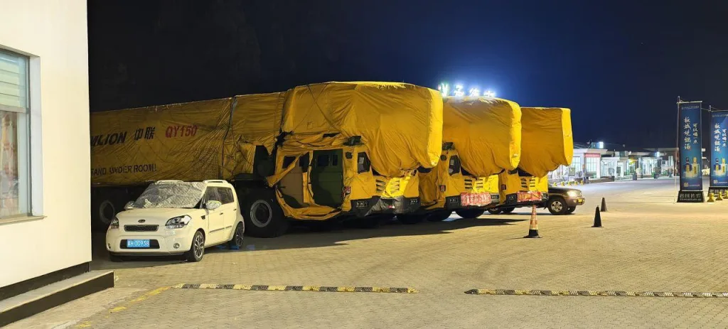 Как Китай перевозит ПУ МБР серии DF