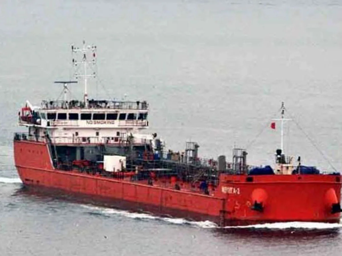 Танкер Midvolga 2 из России подвергся нападению у берегов Турции0