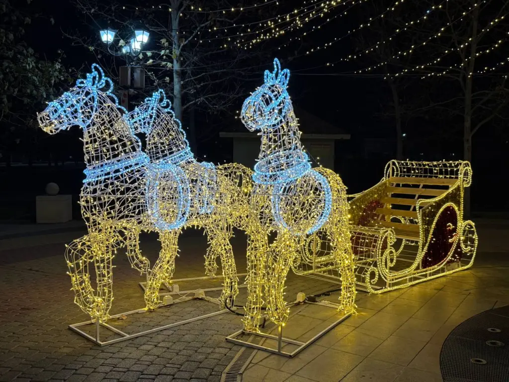 Встречайте 2026 год по новым традициям: 5 замечательных закусок — удивят всех присутствующих и Огненную Лошадь