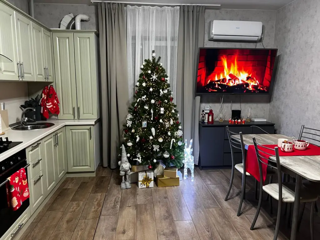 В какой день установить елку в доме, чтобы расположить к себе Красную Огненную Лошадь: привлекаем волшебное везение на 2026 год