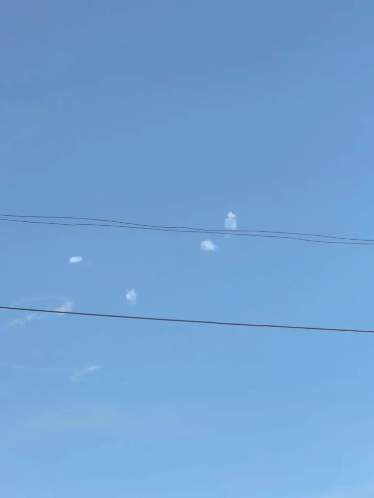 Кадры перехвата системой ПВО ракет GMLRS, запущенных противником по Белгороду