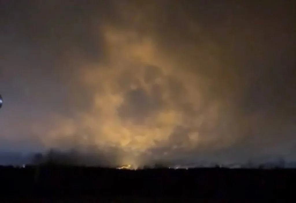 Сегодня ночью украинскими дронами-камикадзе бвл атакован ряд следующих объектов на территории России