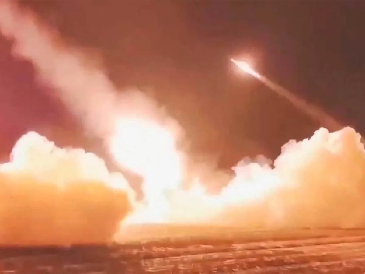 Российские вооруженные силы провели ночные атаки на ВСУ нанося точные удары по тылам в трех областях Украины0