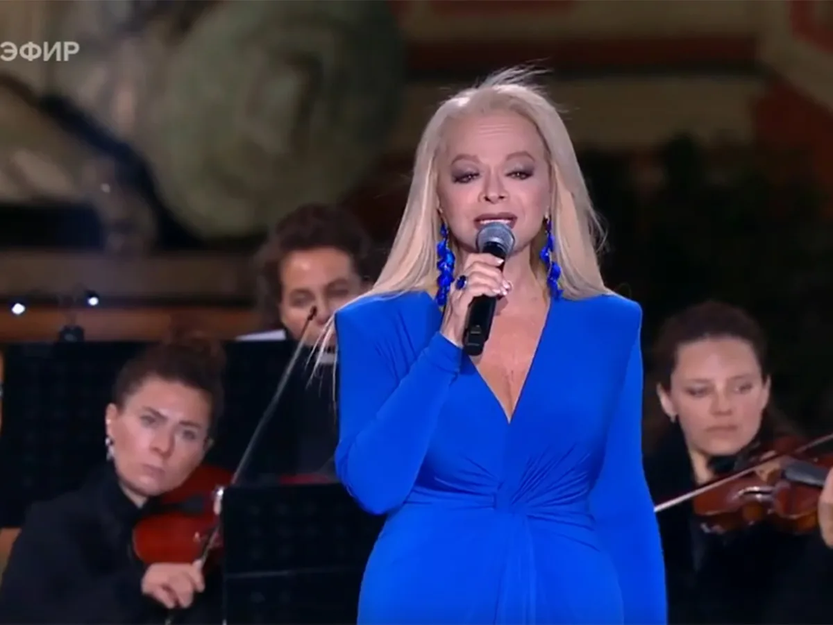 Российские звезды начали сбор средств для поддержки Ларисы Долиной0