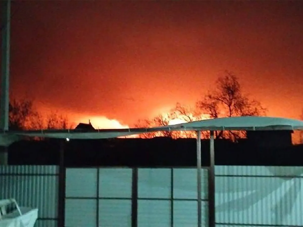 БПЛА Украины нанесли удар по нефтеперерабатывающему заводу в Рязани один из беспилотников столкнулся с жилым домом0