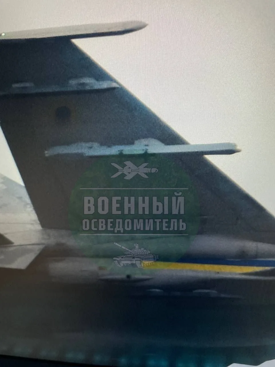 Противник заявляет о модернизации НАР С-8 в аналог GBU-39 SDB путем прикручивания системы наведения и сброса со специальных пилонов на самолетах Су-27С1М и МиГ-29