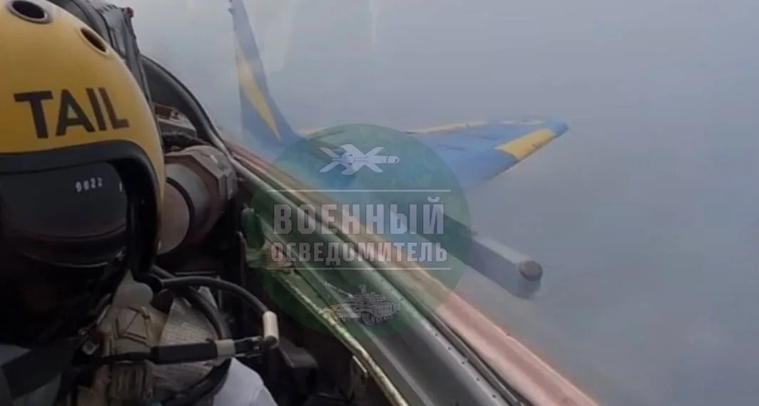 Противник заявляет о модернизации НАР С-8 в аналог GBU-39 SDB путем прикручивания системы наведения и сброса со специальных пилонов на самолетах Су-27С1М и МиГ-29