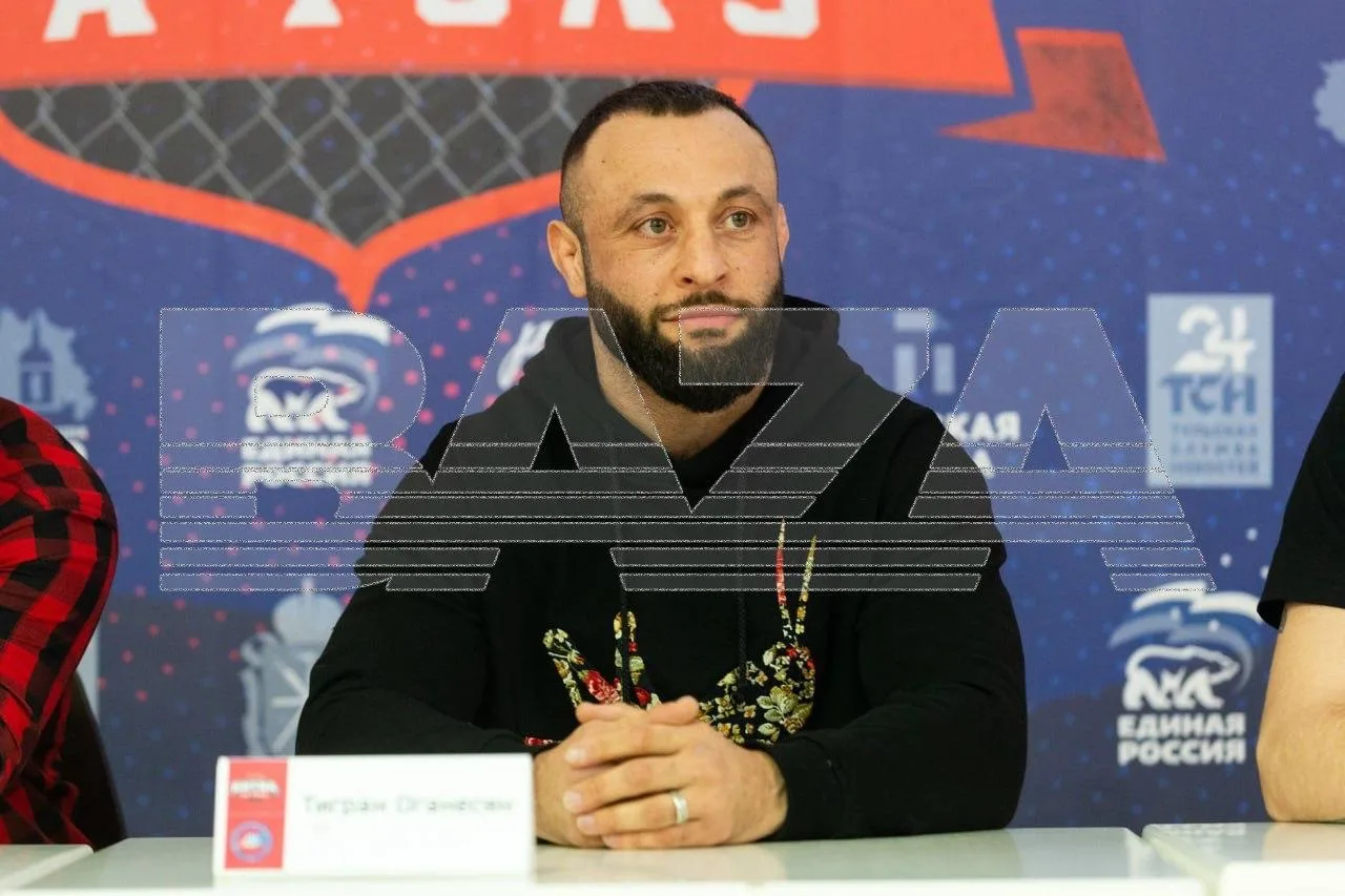 В Туле задержали бойца ММА, который оказался лидером преступной группировки — под его руководством банда «липовых» силовиков устраивала разбои и вымогала деньги