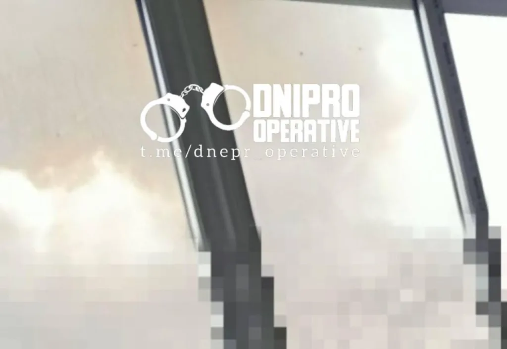 Там в Днепропетровске куда-то очень сильно прилетело