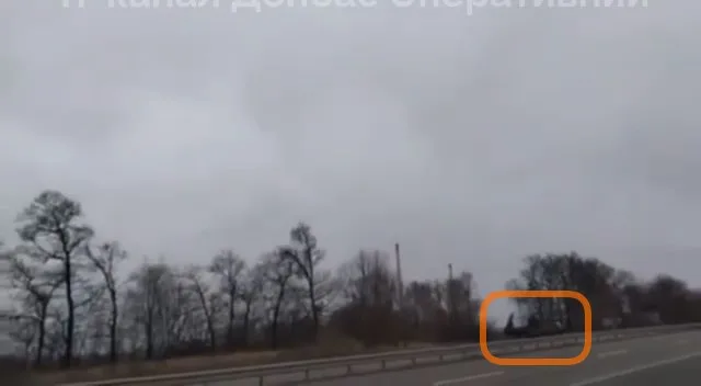 Кадры прилёта "Герани" по автомобилю мобильной огневой группы ВСУ на трассе Павлоград - Днепропетровск