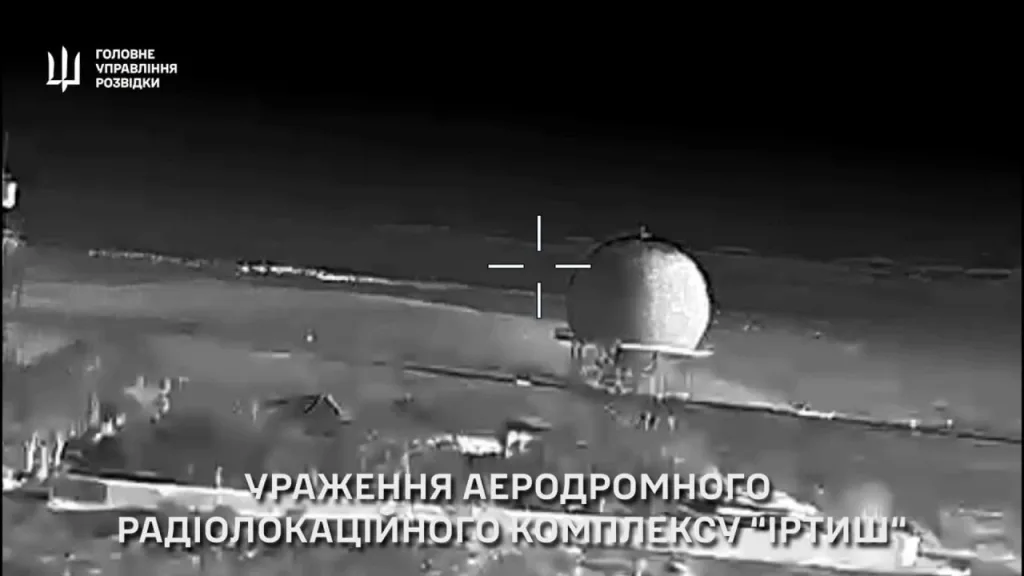 Удары дронов-камикадзе ГУР Украины по истребителю МиГ-29 на аэродроме Кача в Крыму и радиолокационному комплексу "Иртыш" возле Симферополя