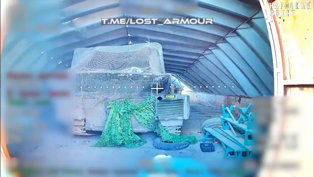 Уничтожение FPV-дронами шведской БМП CV9040C ВСУ, припрятанной противником в ангаре у села Мирополье Сумской области возле границы с Курской областью