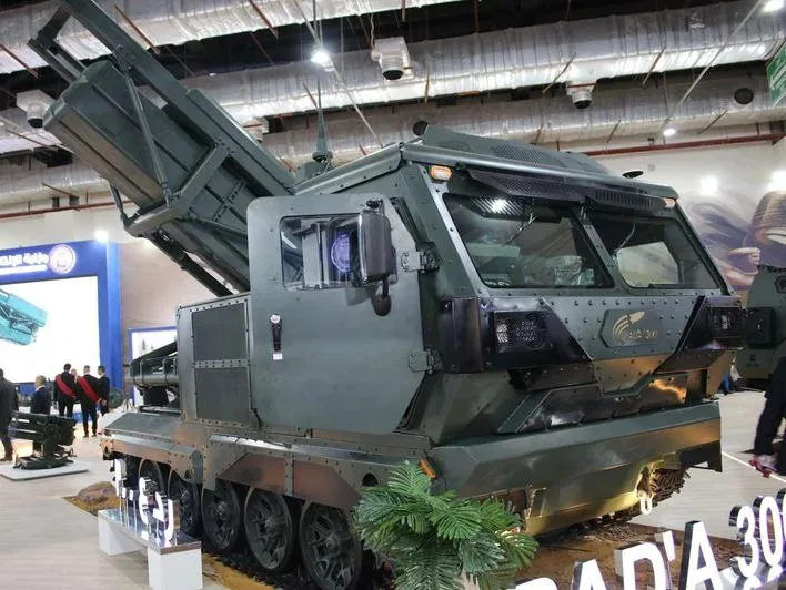 Египет продолжает развивать линейку своих РСЗО, размещаемых на базе гусеничного артиллерийских тягача АТС-59