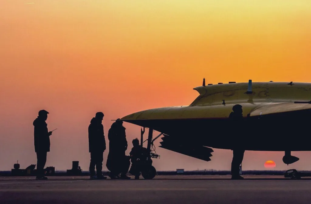 Дежавю для Пентагона: Почему первый полёт китайского CH-7 так напугал военных аналитиков США